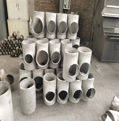 Kohlenstoffstahl-T-Stücke BSPP SCH 40 entsprechen,/galvanisierte formbares Eisen-Fittings-Stier-Kopf