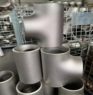 Kohlenstoffstahl-T-Stücke BSPP SCH 40 entsprechen,/galvanisierte formbares Eisen-Fittings-Stier-Kopf